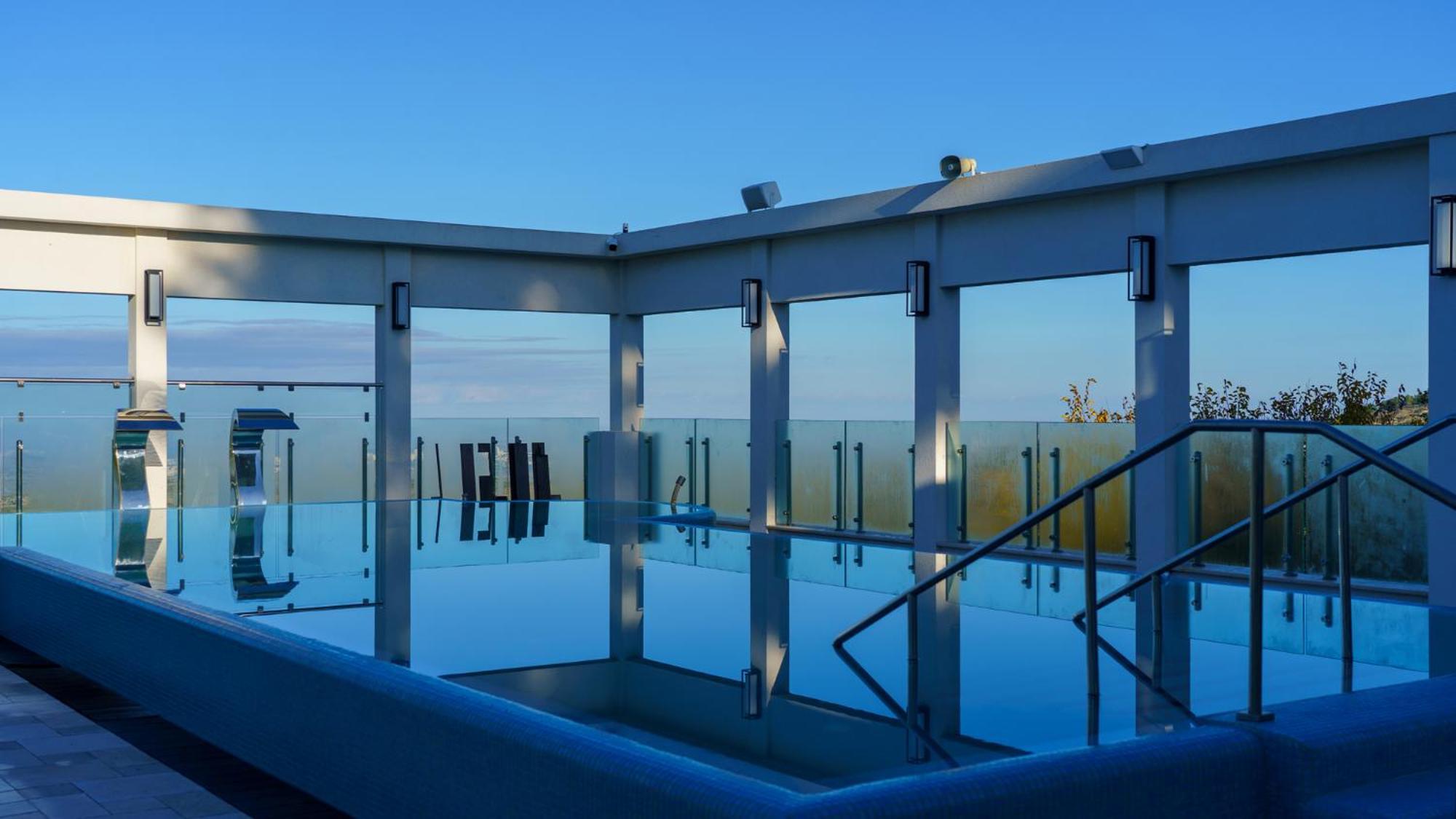 Almond Hotel - Adults Only Neve Ilan Exterior photo